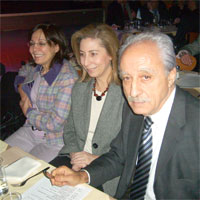 Γιορτινό κλίμα στον χορό ΠΑΣΟΚ  (ΠΕΥΚΗ)