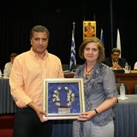 Τιμήθηκε η Μ. Καλαντζή