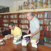Οι… πιστοί της βιβλιοθήκης (Ν. ΠΕΝΤΕΛΗ)