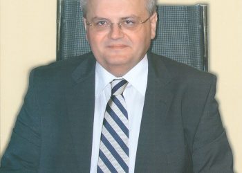Επιστρέφει στο ΜΕΛΛΟΝ