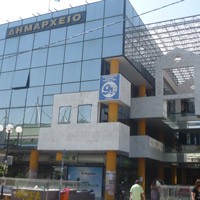 Δωροεπιταγές σε άπορους δημότες