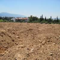 Βουνά χωμάτων στο «Καρέλλα»