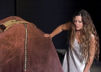 Περιοδεία Βαλσαμά με την «Κλυταιμνήστρα»