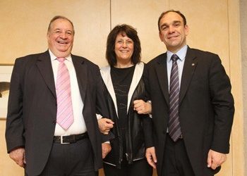 Εμείς και ο Δήμος