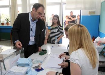 Κάλεσμα Χιωτάκη για τη δεύτερη Κυριακή