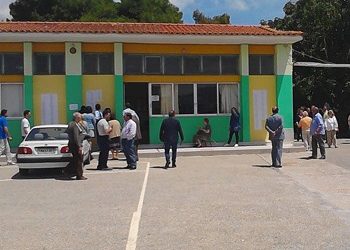 Πρωτιά ΣΥΡΙΖΑ, με βραχεία κεφαλή από τη Ν.Δ.