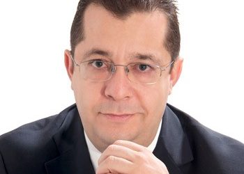 Γιατί με τον Δημήτρη Στεργίου-Καψάλη;