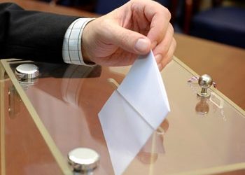 Αμφίρροπη αναμέτρηση σε Λυκόβρυση - Πεύκη