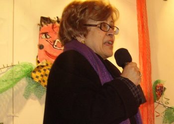 Κ. Μοσχονά: Στηρίζω Σταθόπουλο