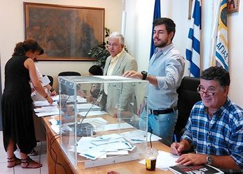 Συναινετική η διοίκηση, επιλεκτική η μειοψηφία