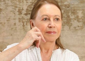 Βραδιά για την Aurelia Smeltz