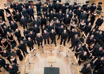 Η Κρατική Ορχήστρα Αθηνών στο κήπο του Μεγάρου