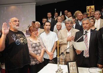 Κοσμοσυρροή για την ορκωμοσία