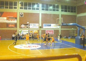 Στους ημιτελικούς του Κυπέλλου