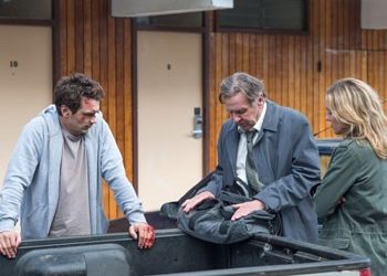 Άπληστοι γείτονες