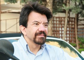 «Λεφτά υπάρχουν, αλλά για τους ημέτερους»