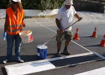 Προκηρύσσονται 64 θέσεις κοινωφελούς εργασίας