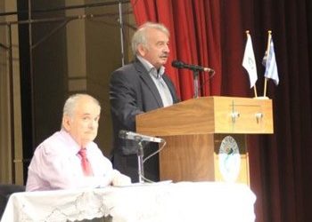 Το «ύστατο χαίρε» στον Απόστολο Αϊβαλιώτη