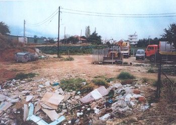 Για τα μπάζα στο ρέμα Βαρβάρας