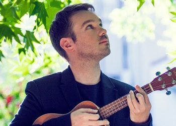 Ο Γιώργης Χριστοδούλου σε περιοδεία