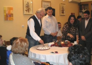 Πίτες κόβουν τα ΚΑΠΗ