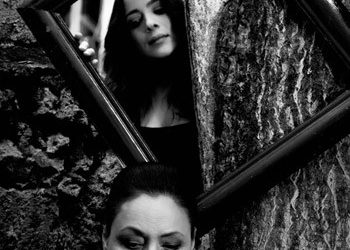 Αρκετά πια με την Αντέλα