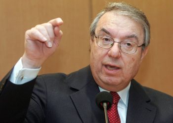 Διάλεξη Γιώργου Μπαμπινιώτη