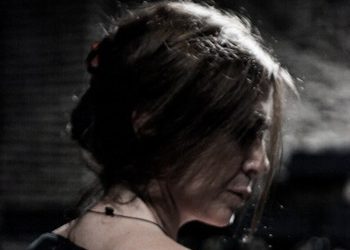 Η πόρνη από πάνω