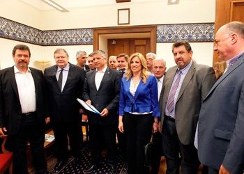 ΚΕΔΕ: Ενημέρωσε πολιτικούς αρχηγούς και κόμματα