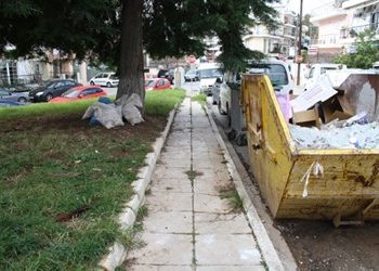 «Φωνές» εργαζομένων για τα ογκώδη απορρίμματα