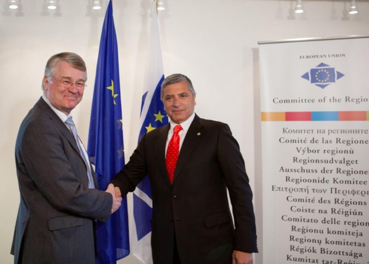 Συνάντηση με τον Πρόεδρο της Επιτροπής Περιφερειών