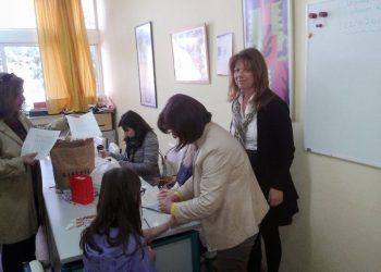 Επιτυχής ο εμβολιασμός στα σχολεία