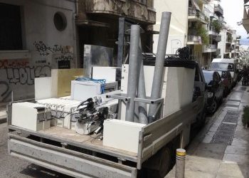 «Μάχη της ακτινοβολίας» από τις κεραίες