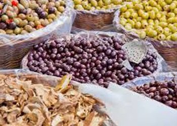 Προσφορά στο Κοινωνικό Παντοπωλείο