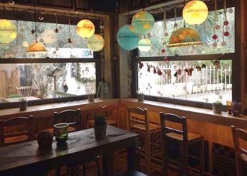 Για café και ατελείωτο παιχνίδι