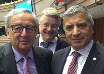 Πρωτοβουλίες Πατούλη με Παυλόπουλο-Γιούνκερ