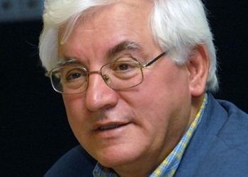 Ώρα συσπείρωσης κι αυτοκριτικής στην πράξη