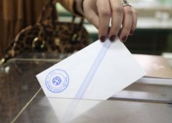 Επικράτηση του «Όχι» με 52%