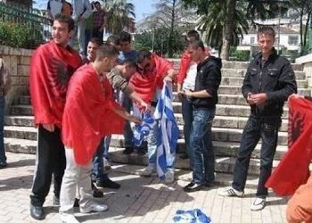 Φορολογήστε τα εμβάσματα Αλβανών εργαζομένων