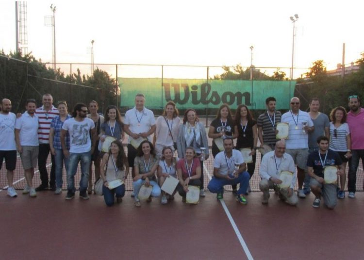 Τουρνουά αντισφαίρισης ενηλίκων