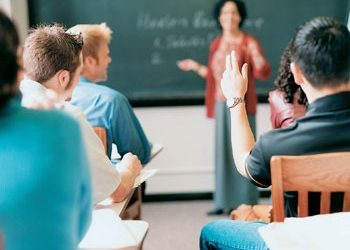 Ζητούνται εκπαιδευτικοί για το Κοινωνικό Φροντιστήριο