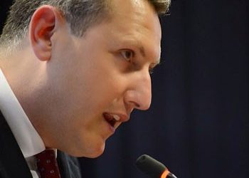 «Καλή η αντιπολίτευση, αλλά να ‘χει και ουσία»