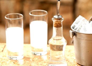 «Όχι» στο αφορολόγητο τσίπουρο από τον ΟΟΣΑ!