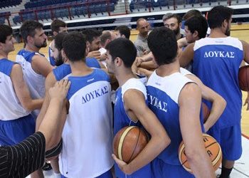 «Πρεμιέρα» με απουσίες για τον Δούκα