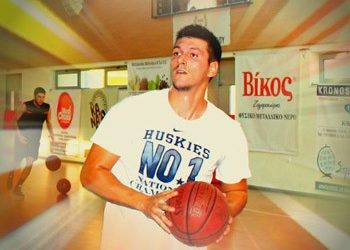 Στη Νίκη ο Γιώργος Σταθόπουλος