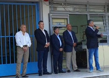 Στον αγιασμό και ο Κώστας Βλάχος