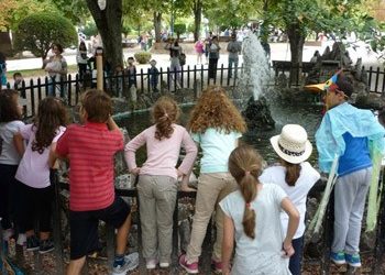 Το Άλσος Κηφισιάς γέμισε παιδικές φωνές