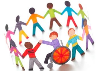 «Μαζεύω καπάκια, χαρίζω χαμόγελα»