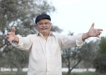 Εκμηδενίζει τις αποστάσεις η Vodafone