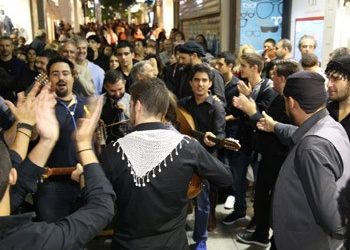 «Λευκή Νύχτα» με κοσμοσυρροή